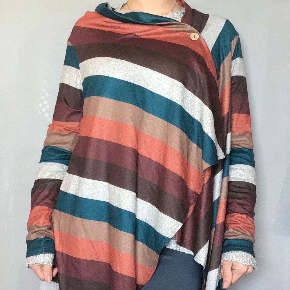 Cardigan with one button closure perfect for layering